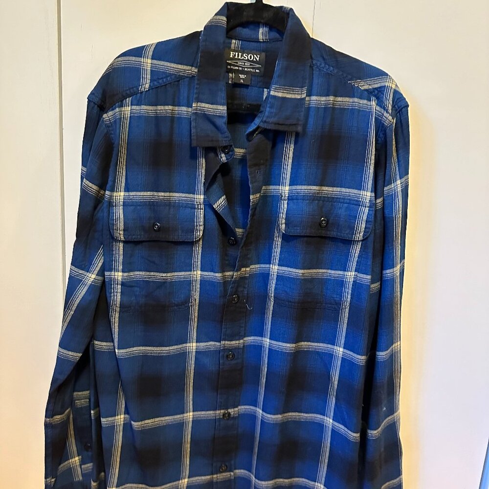 Filson Lightweight Blue Plaid Long Sleeve Cotton Shirt - Men's XL, Worn Once